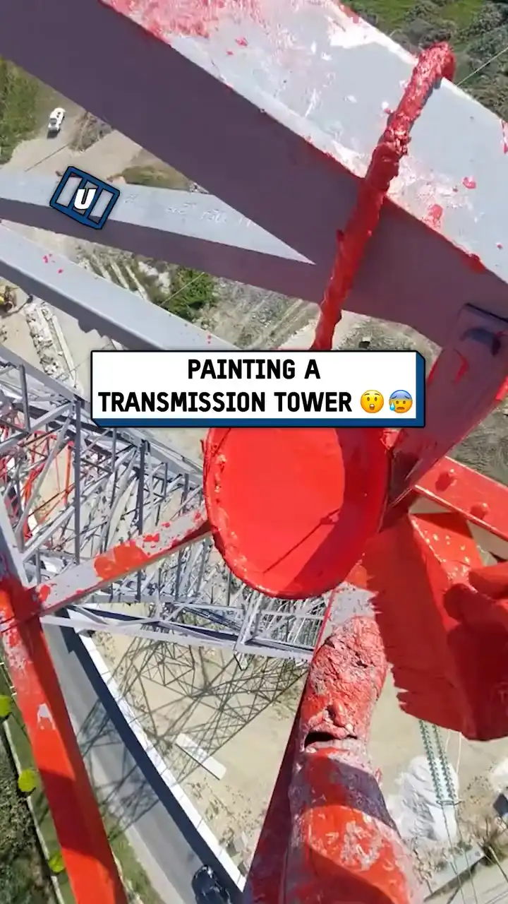 Painting transmission towers looks terrifying 🗼😳