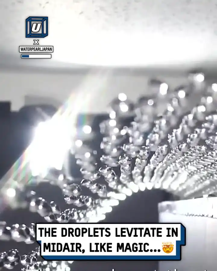 Trippy levitating water