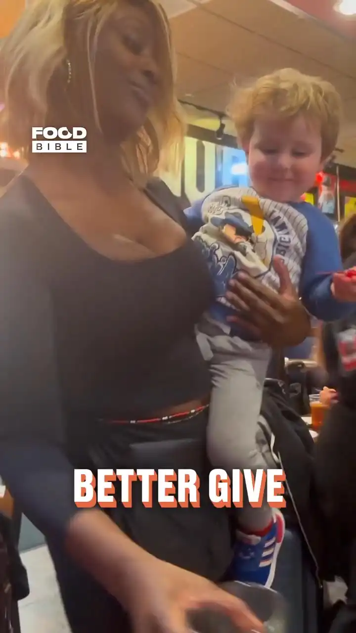 Waitress Comforts Crying Toddler While Serving Tables 👏