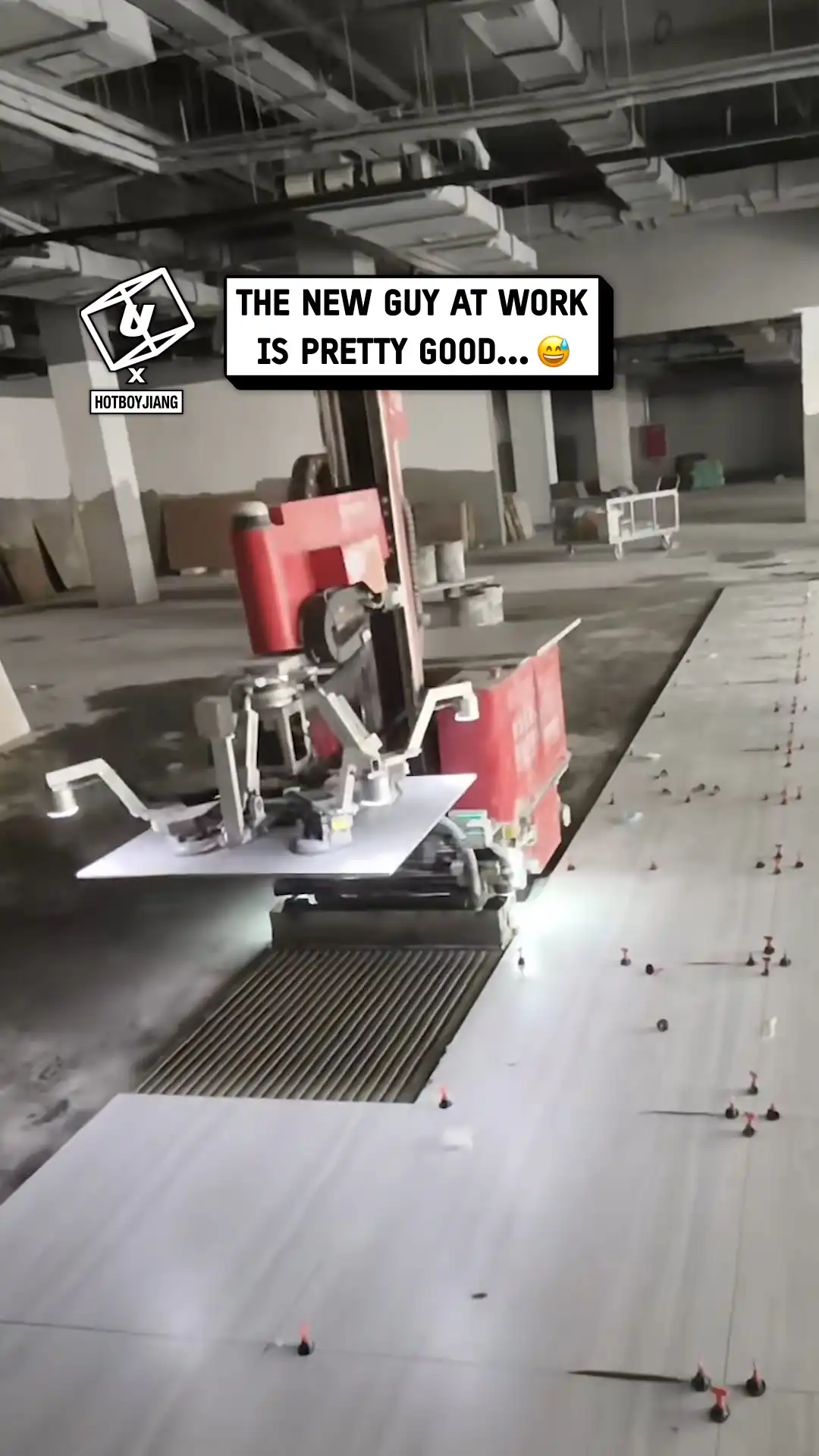 I love our new tile-laying machine 😲🤖