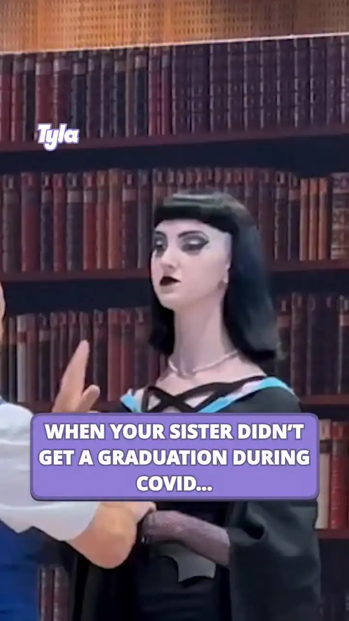 Shared my graduation with my sister 🎓