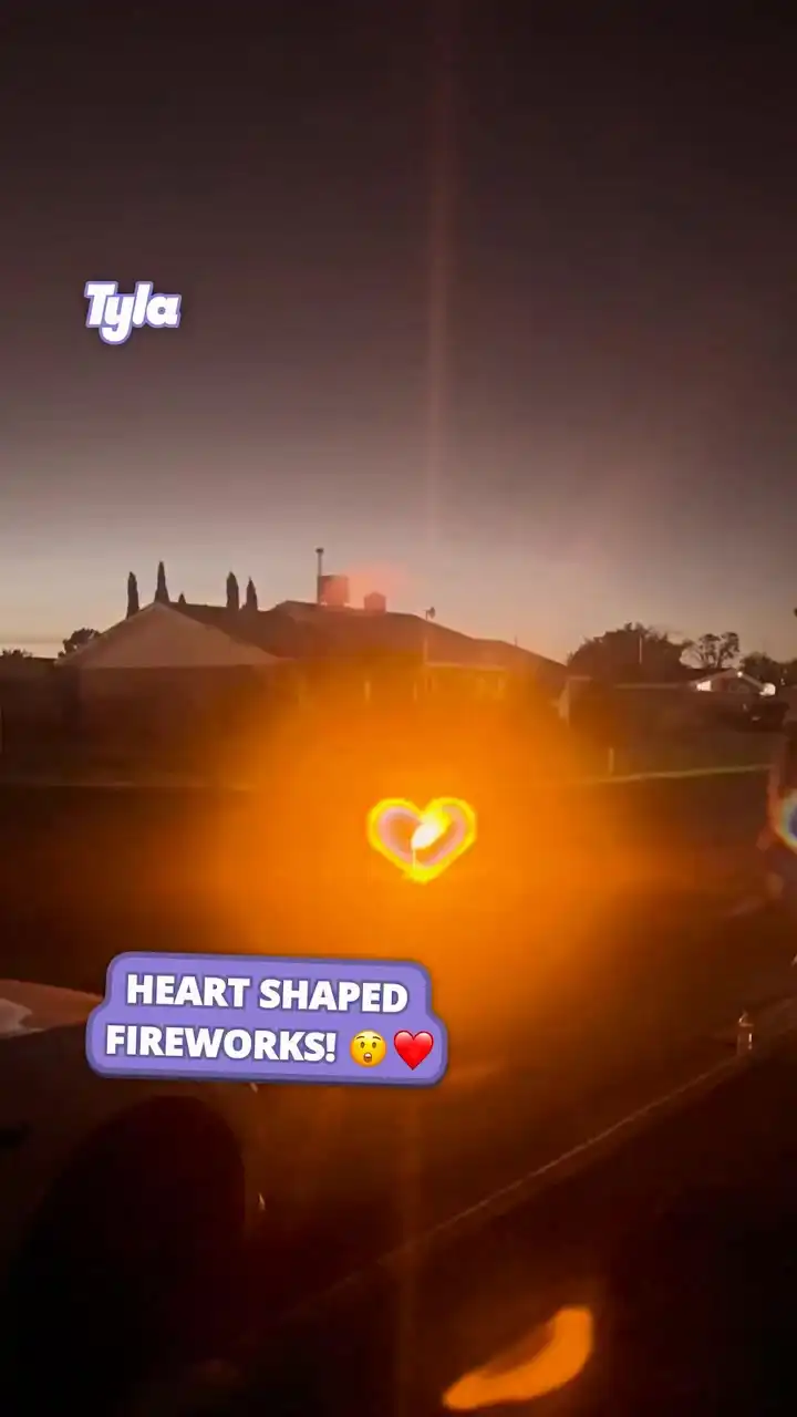 Heart shaped fireworks 🎆❤️