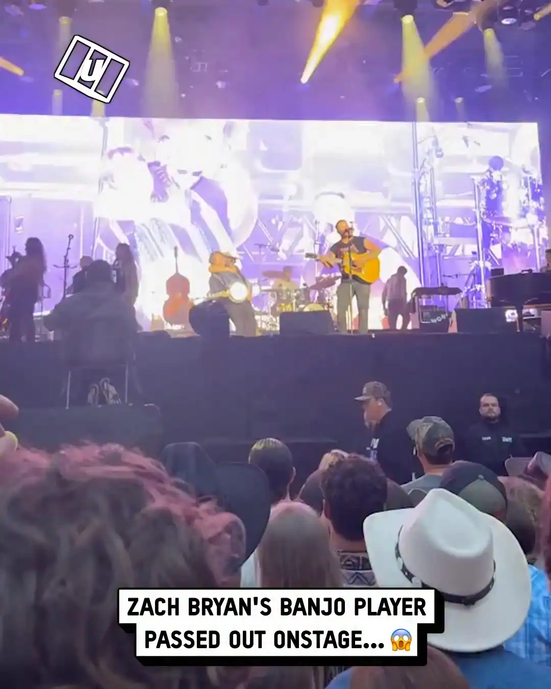 Zach Bryan's Banjo Player Pretends to Pass Out on Stage 😱🎤