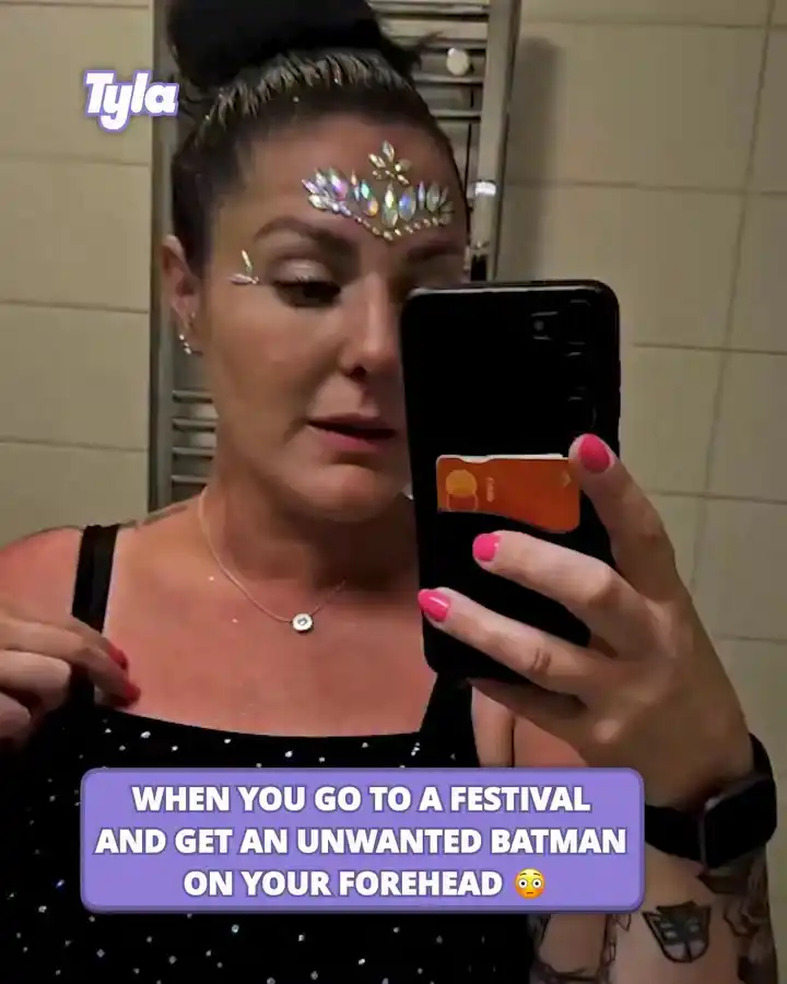 When you go to a festival and get an unwanted batman on your forehead 😳