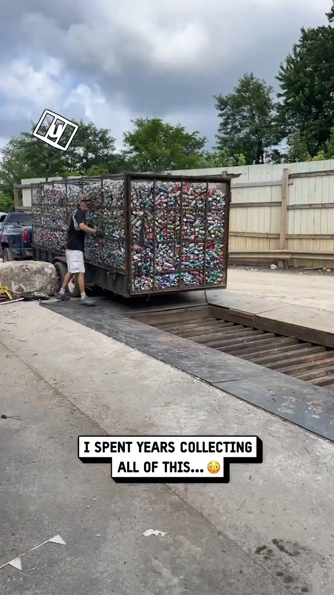 I collect cans to recycle them 😲♻️