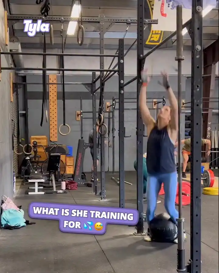 What is she training for 😅💦