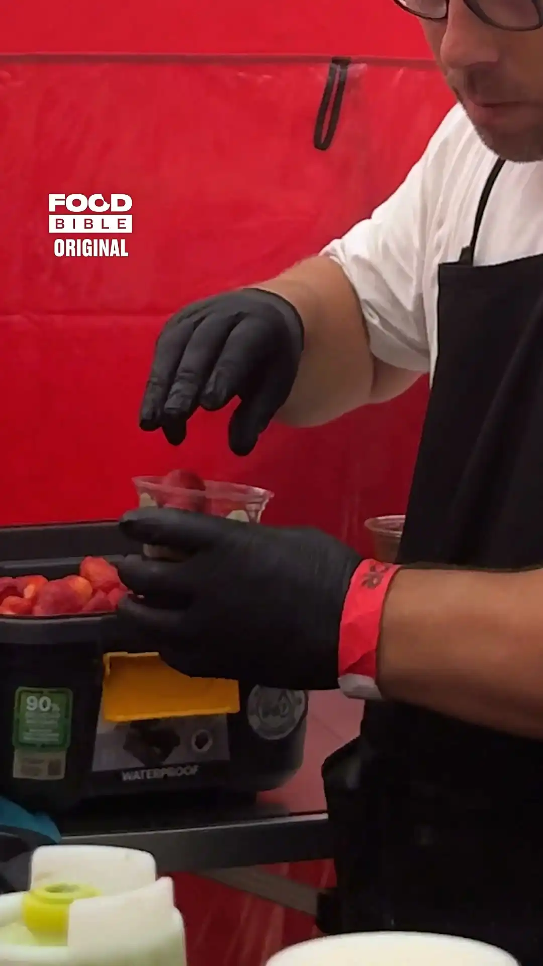 Dubai Chocolate loaded strawberries
