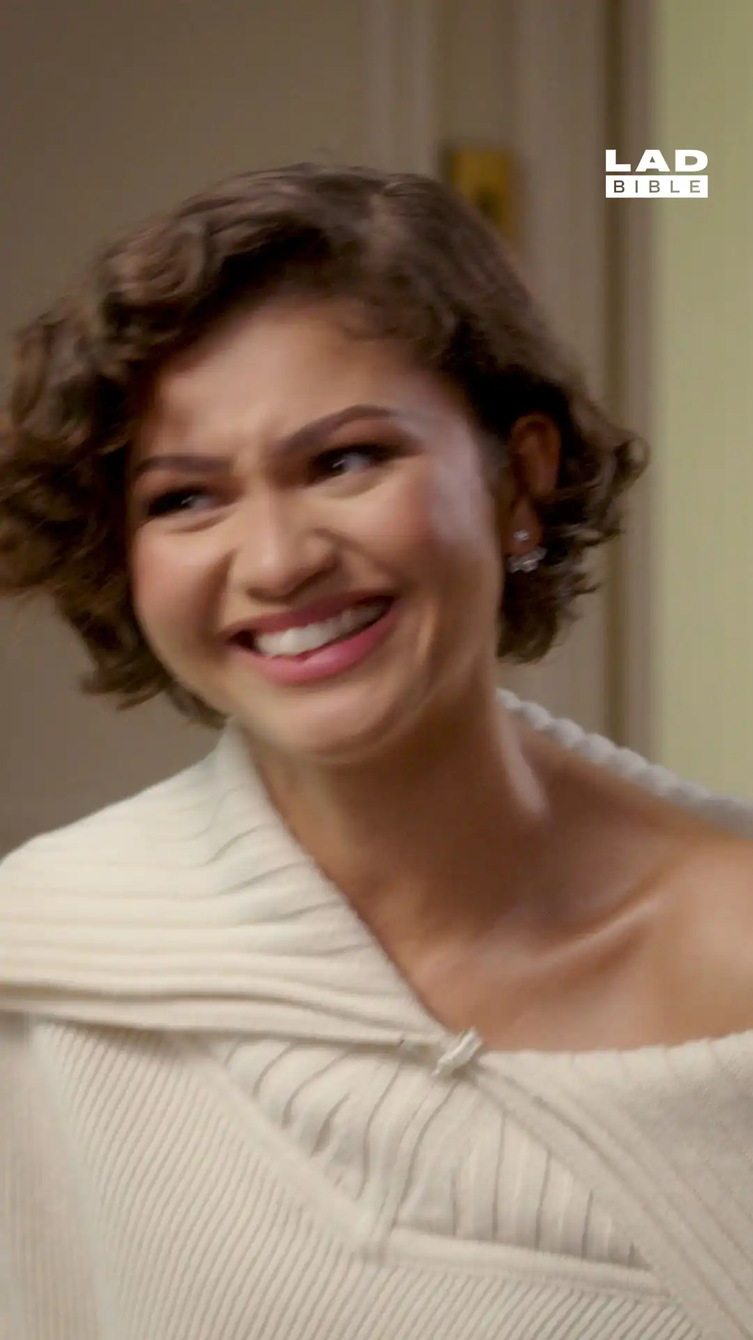 Robert Pattinson & Zendaya debate English chips vs American fries