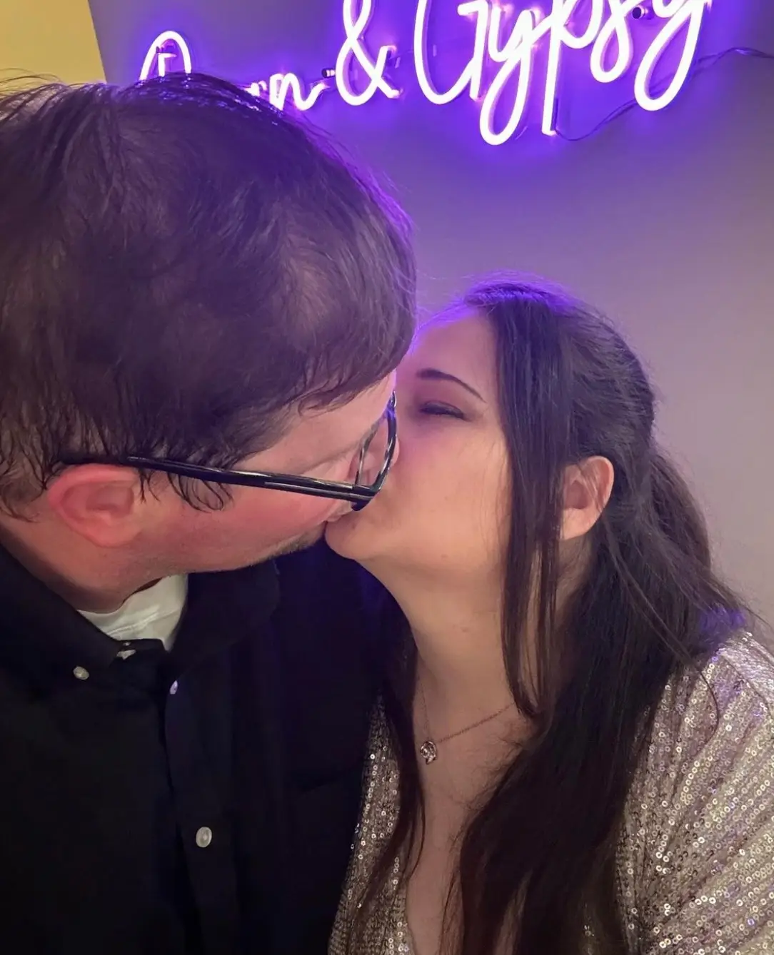 gypsy-rose-ryan-kiss