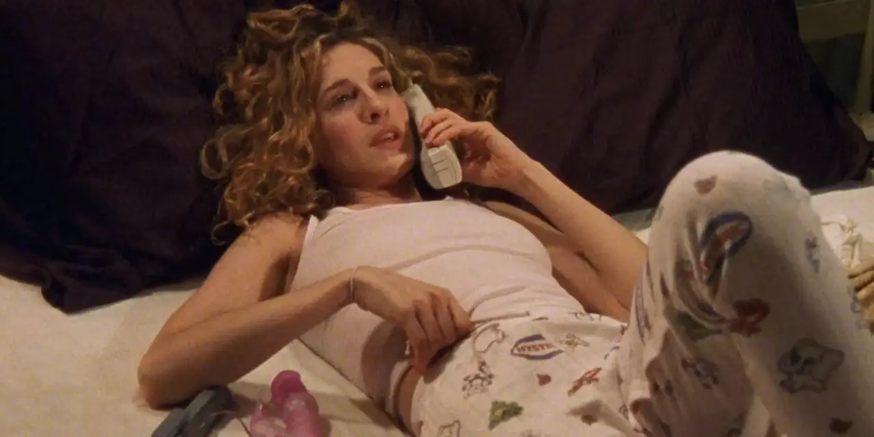 sex and the city carrie on the phone