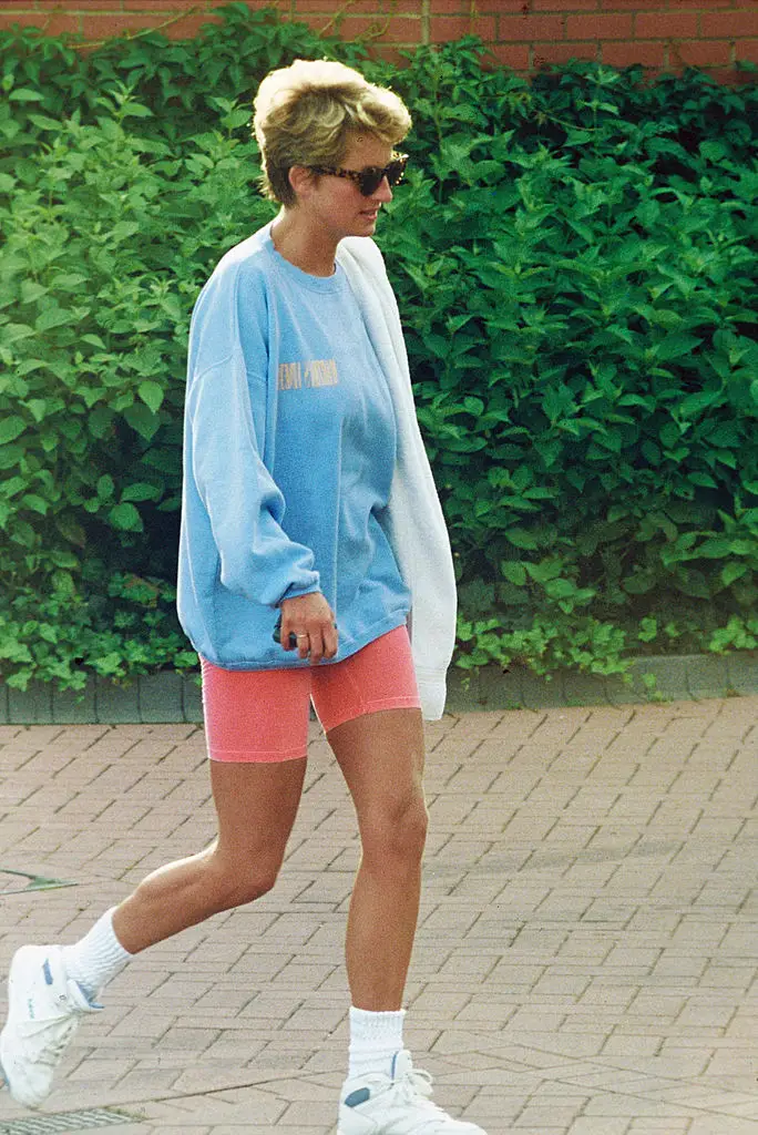 Princess Diana's classic biker short sweatshirt streetstyle