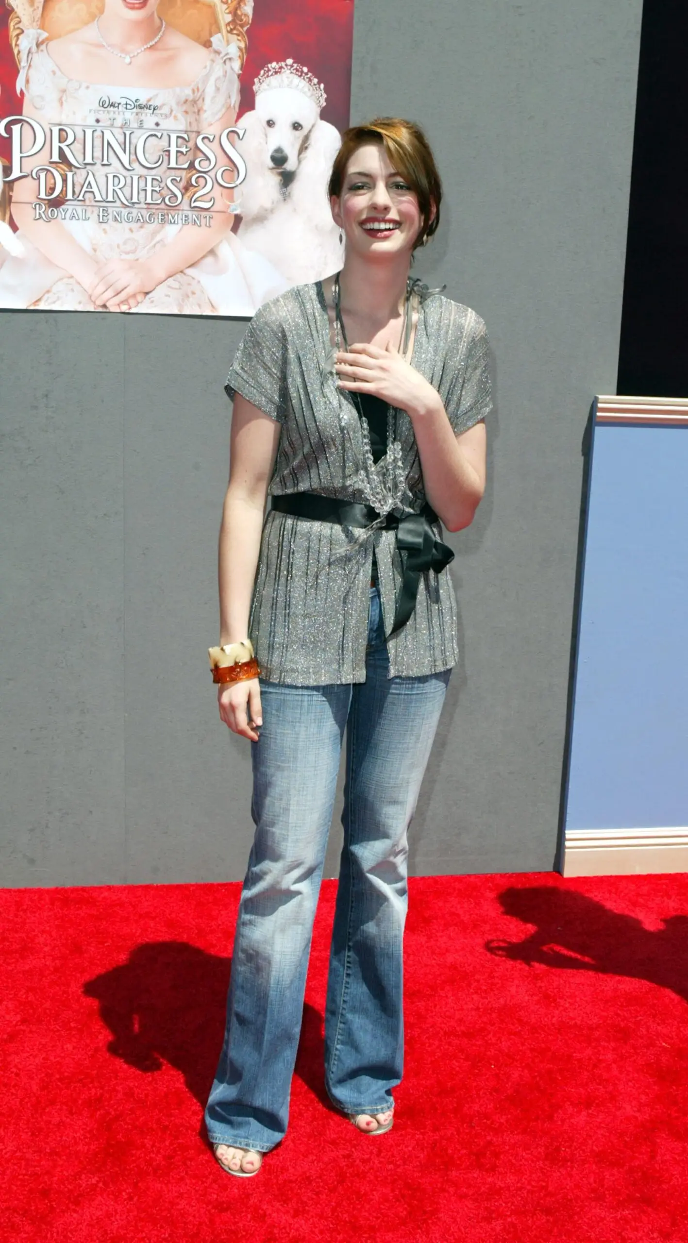 Anne Hathaway at the 'Princess Diaries 2' premiere