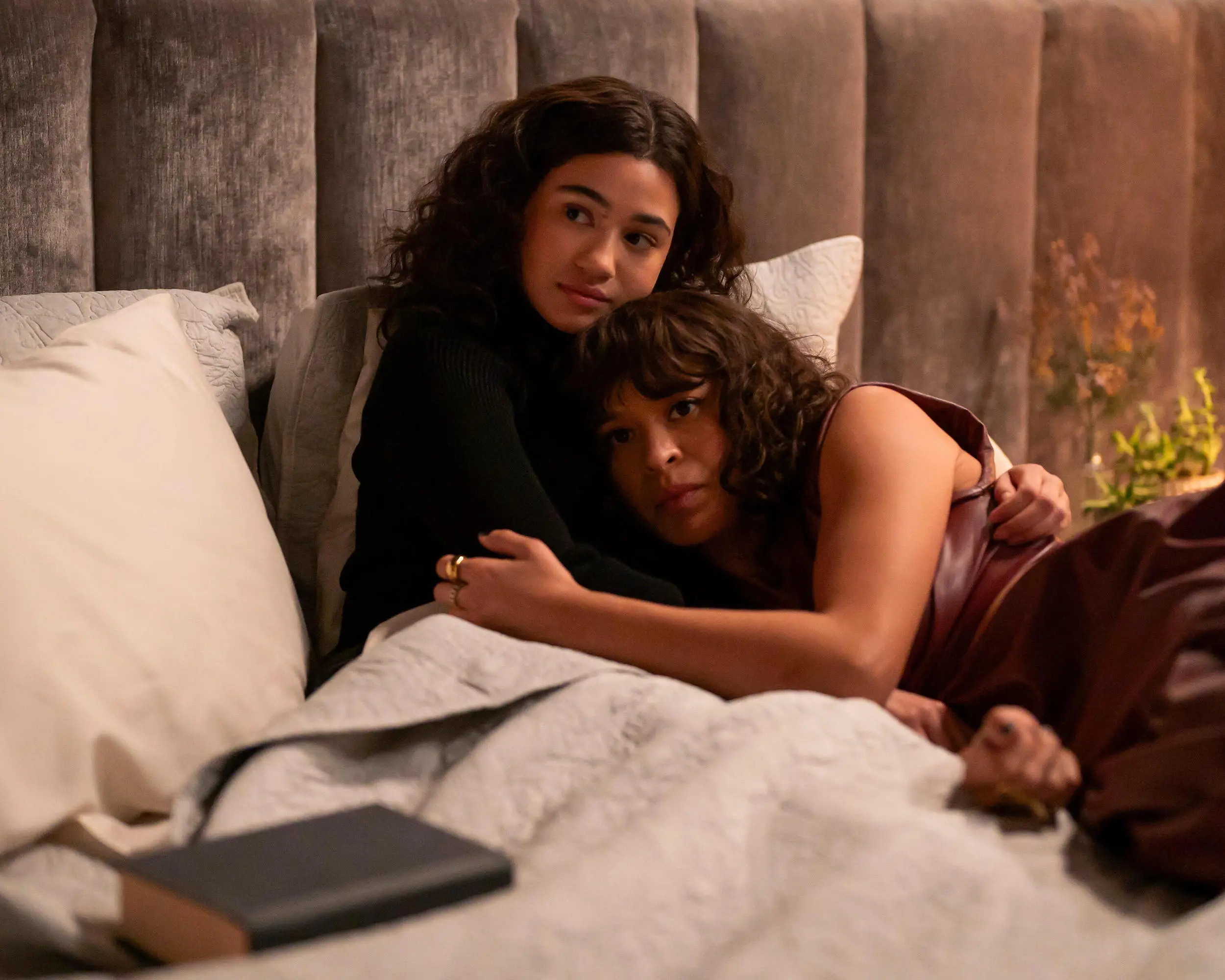 Diana and Pippa in 'Tell Me Lies'