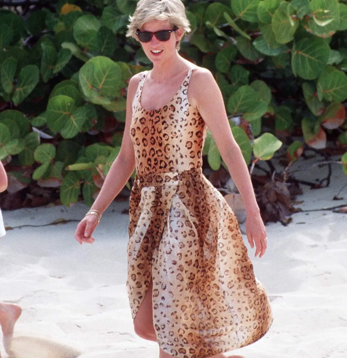 Princess Diana In Leopardskin Swimming Costume And Sarong On Holiday In Necker Island In The Caribbean (Photo by Tim Graham Photo Library via Getty Images)
