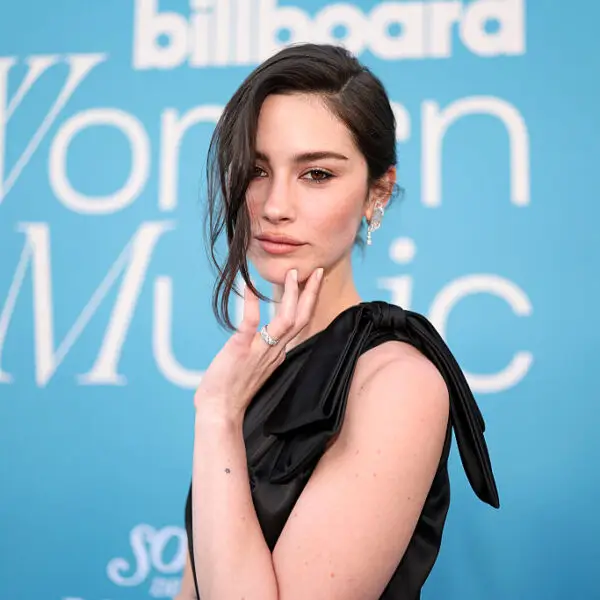 Gracie Abrams Paul Mescal engagement rumors