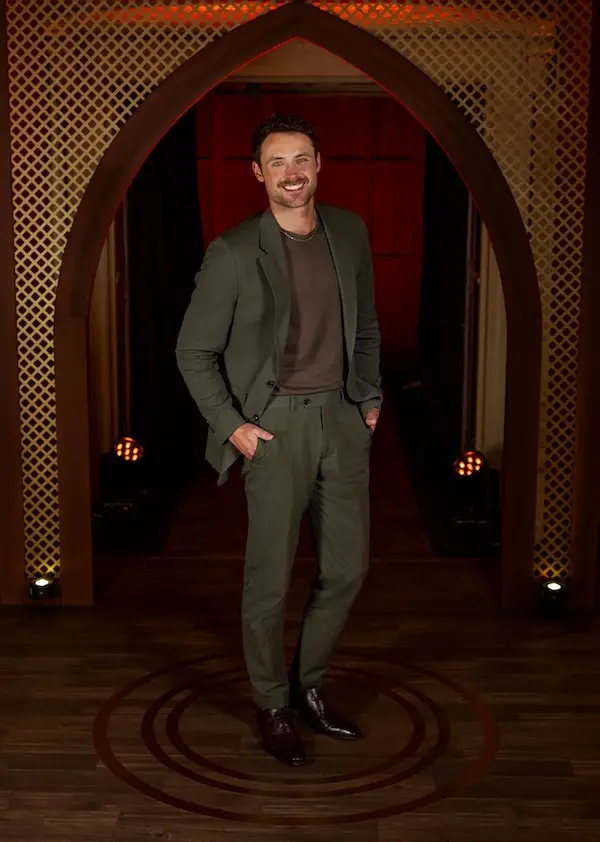 Dylan Efron Traitors reunion