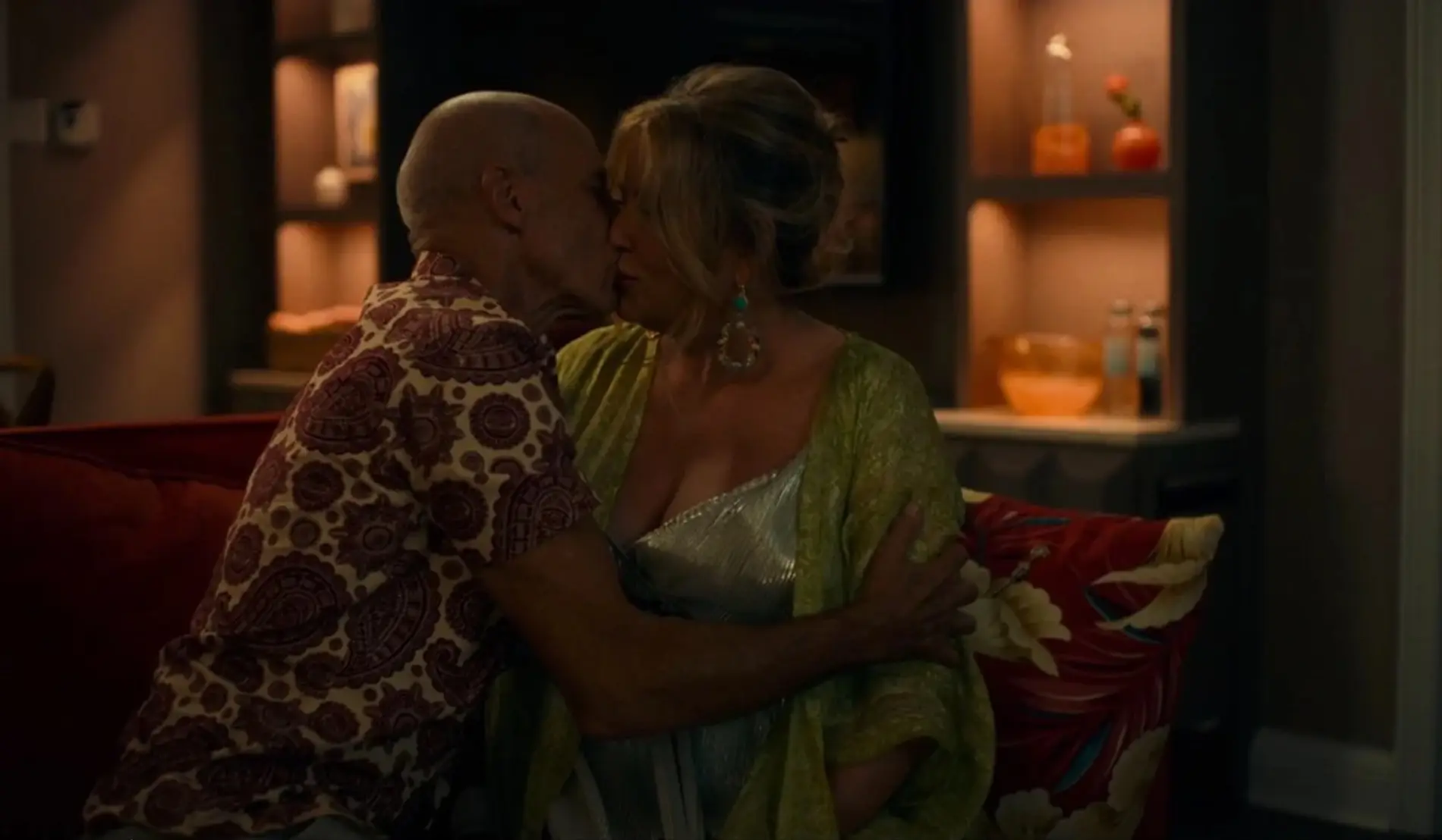 white lotus s1 sex scene