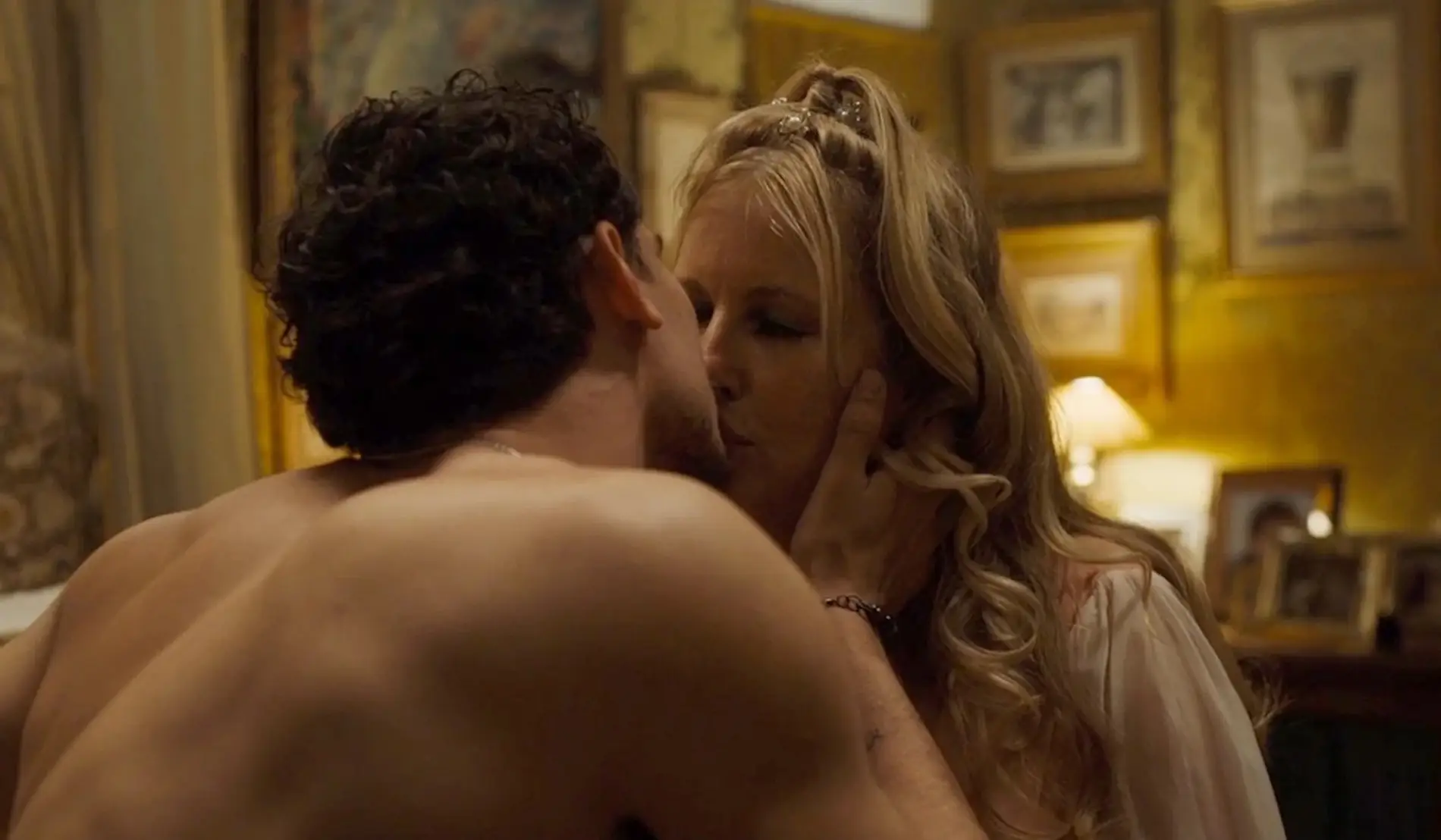 White Lotus S2 Sex Scene