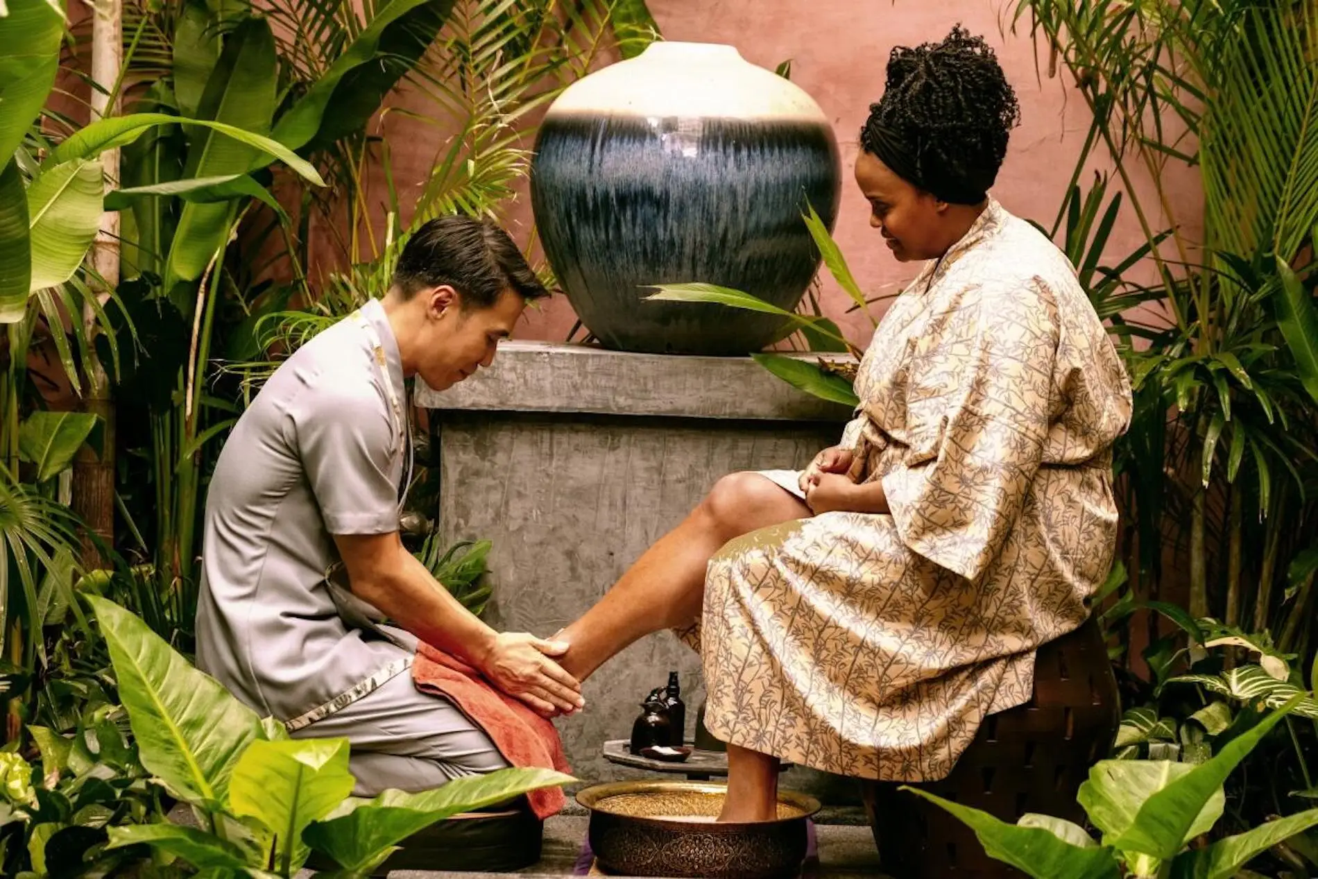 White Lotus S3 Sex Scene