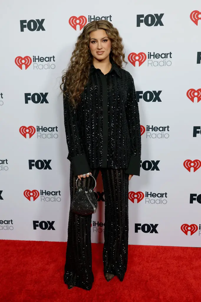 Tori Kelly iHeart Radio Music Awards