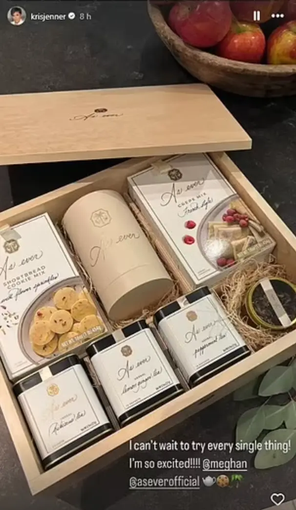 Kris Jenner As Ever jam Instagram