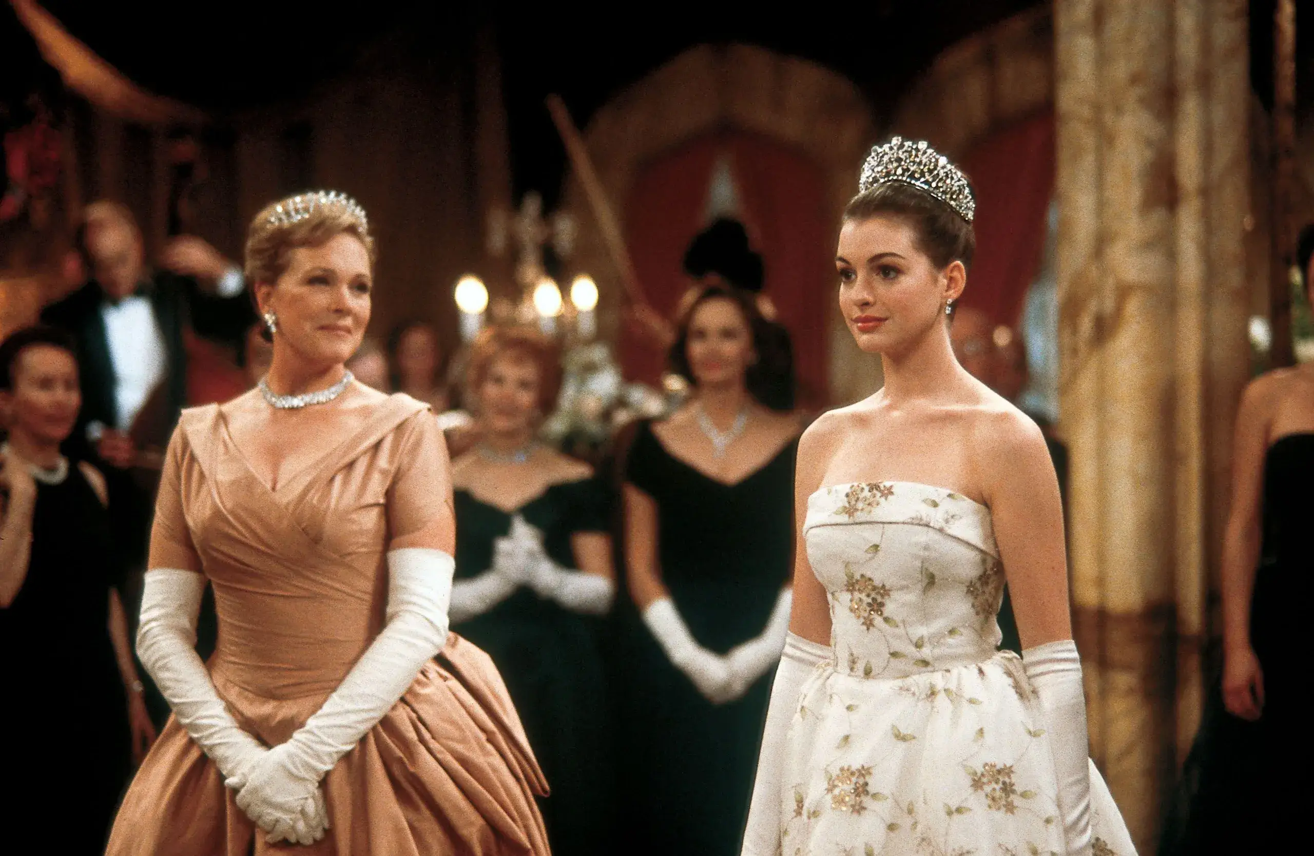 Princess Diaries Anne Hathaway Julie Andrews sequel