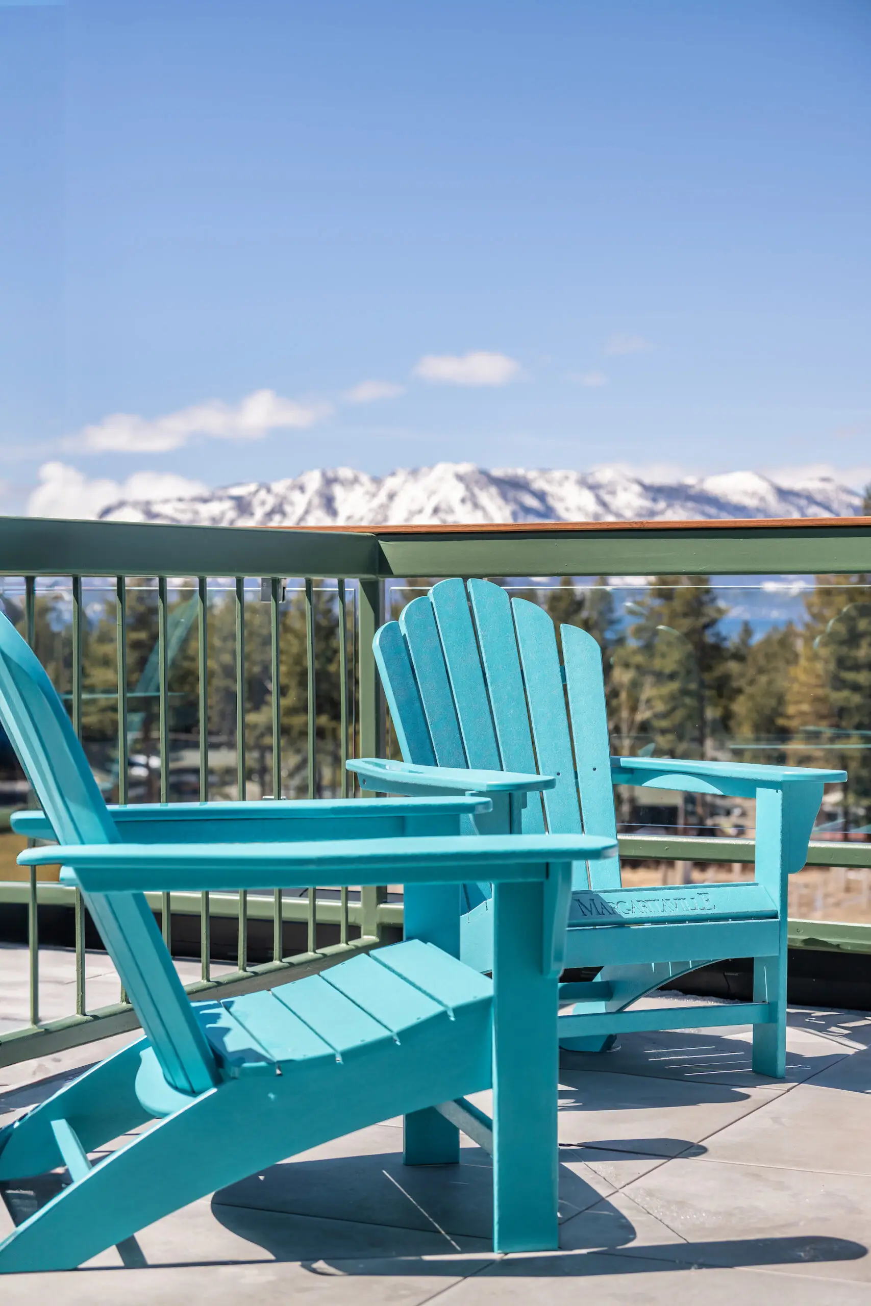 lake-tahoe-margaritaville-balcony