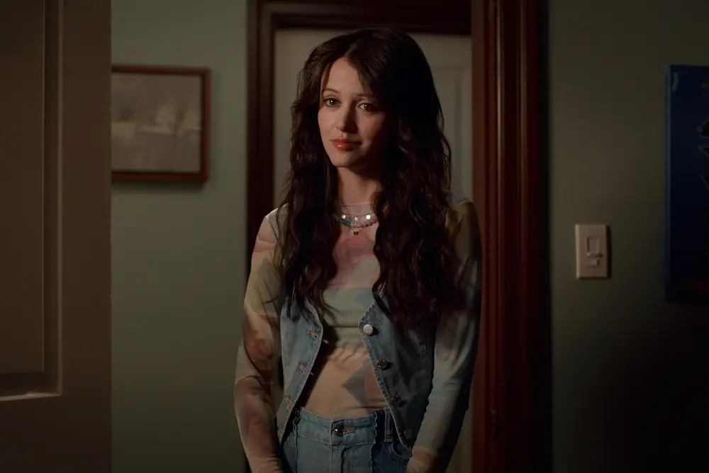 Max in 'Ginny & Georgia'