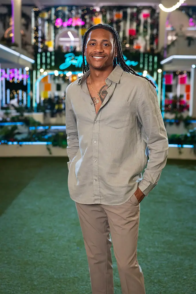 Taylor 'Love Island'