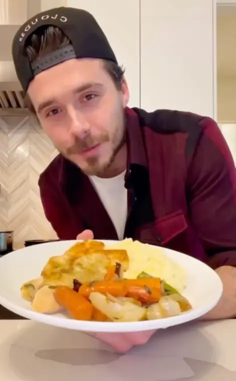 People questioned where the 'seasoning' and the 'gravy' was (Instagram/@brooklynpeltzbeckham)