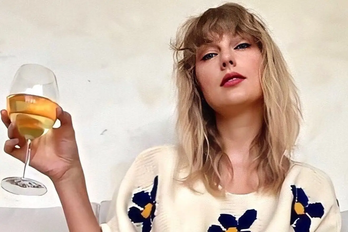 Taylor Swift has given insight into her diet and her drinking habits over the years (Instagram/@taylorswift)