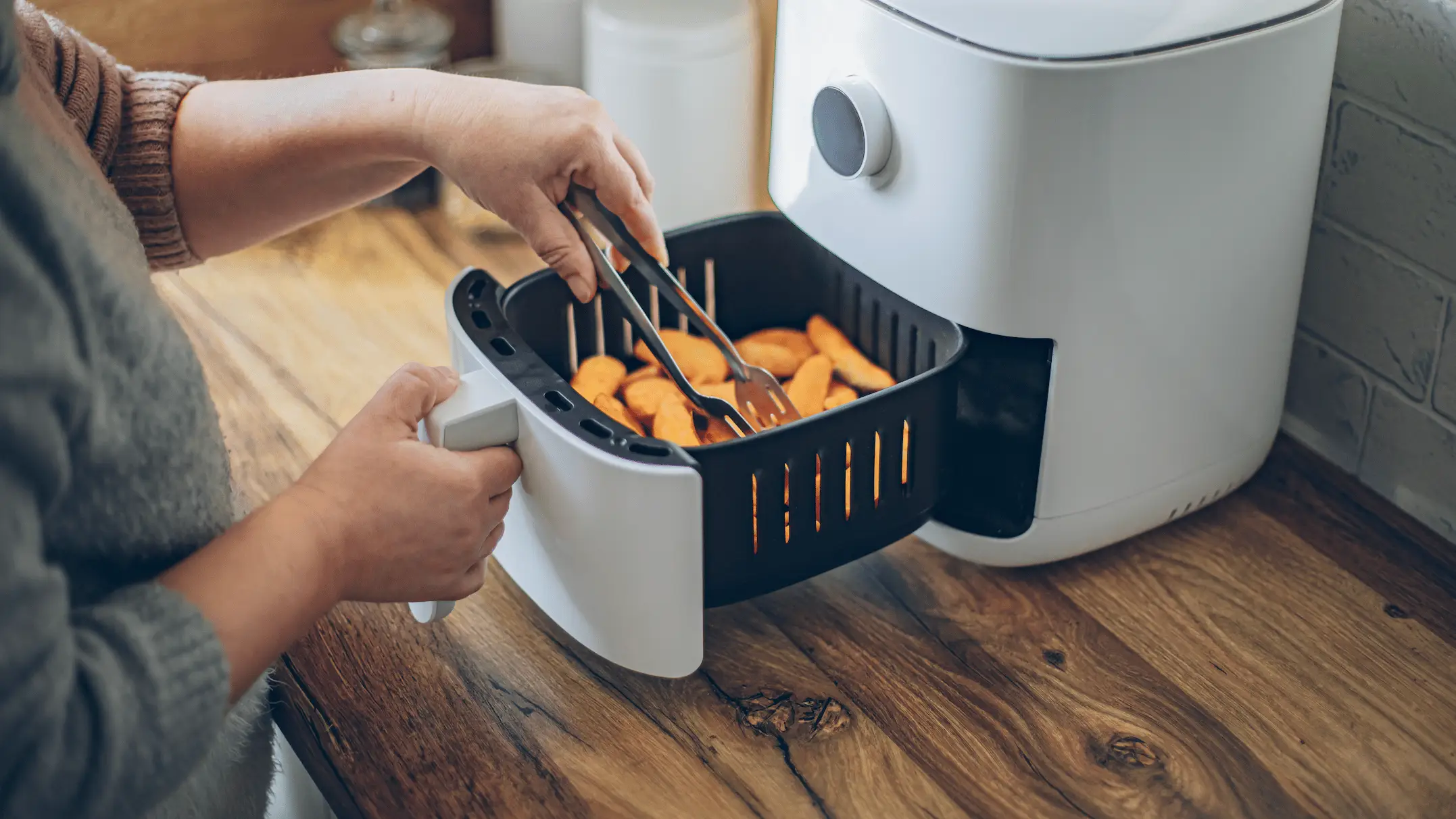 Warning over little-known 'two-inch' air fryer rule users must always follow