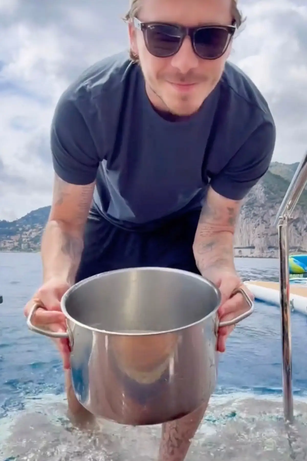 Brooklyn Beckham used sea water to cook his pasta (TikTok/@brooklynbeckham)