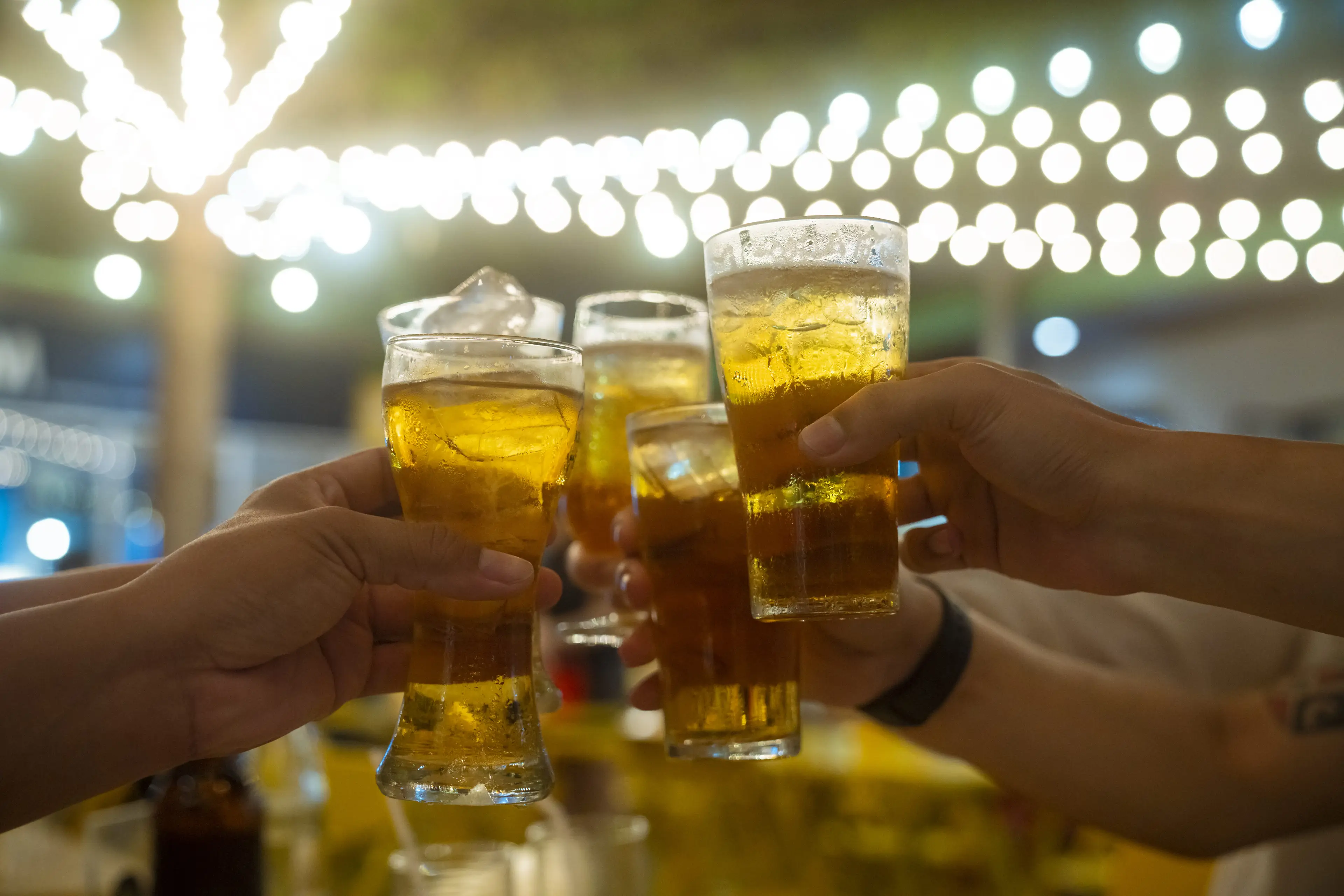 Experts believe new drink driving laws in the UK could cause issues for rural pubs (Witthaya Parasongsin/Getty Stock Image)