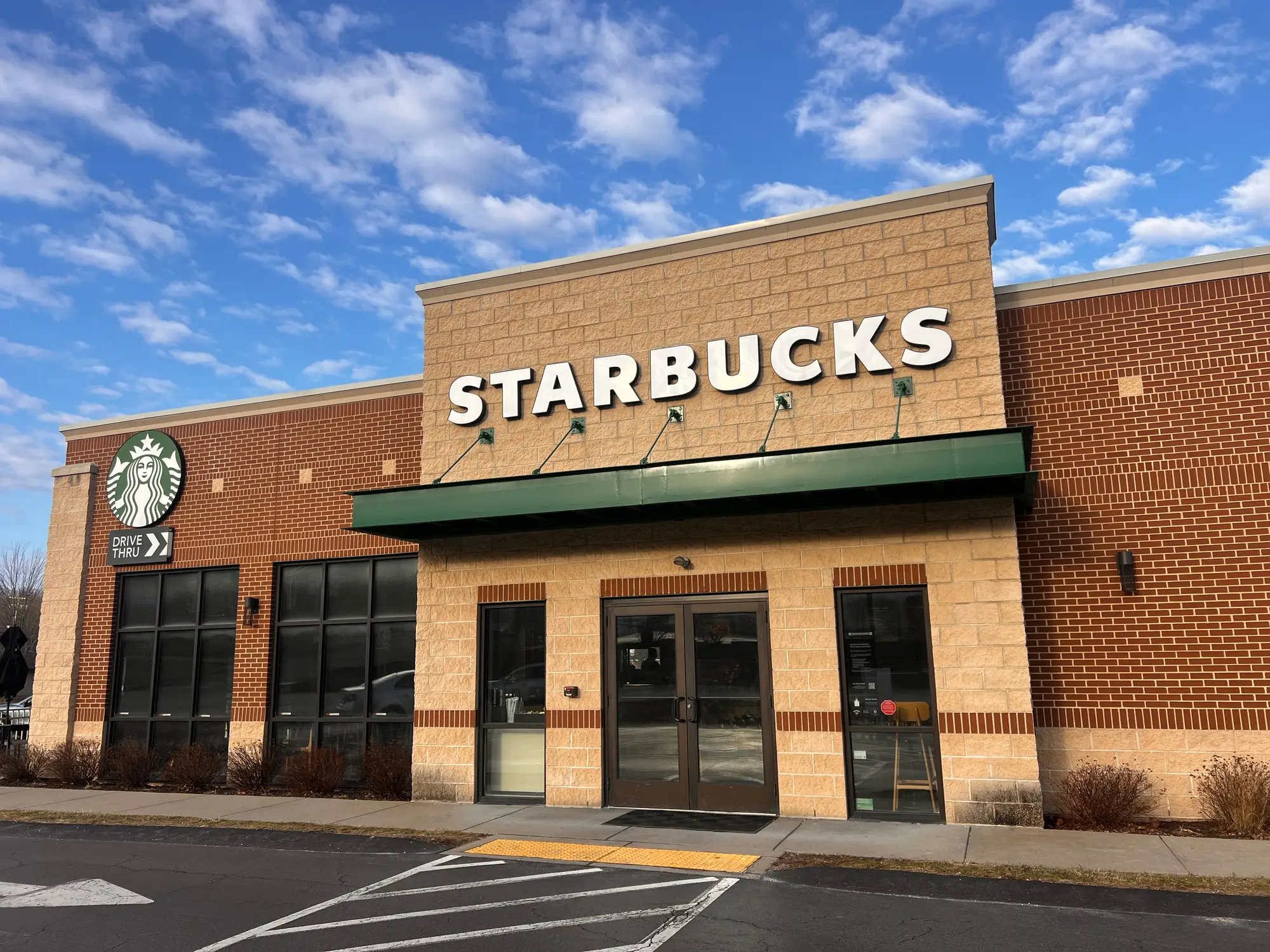 A Starbucks branch in Hampton Township (bgwalker/Getty Images)