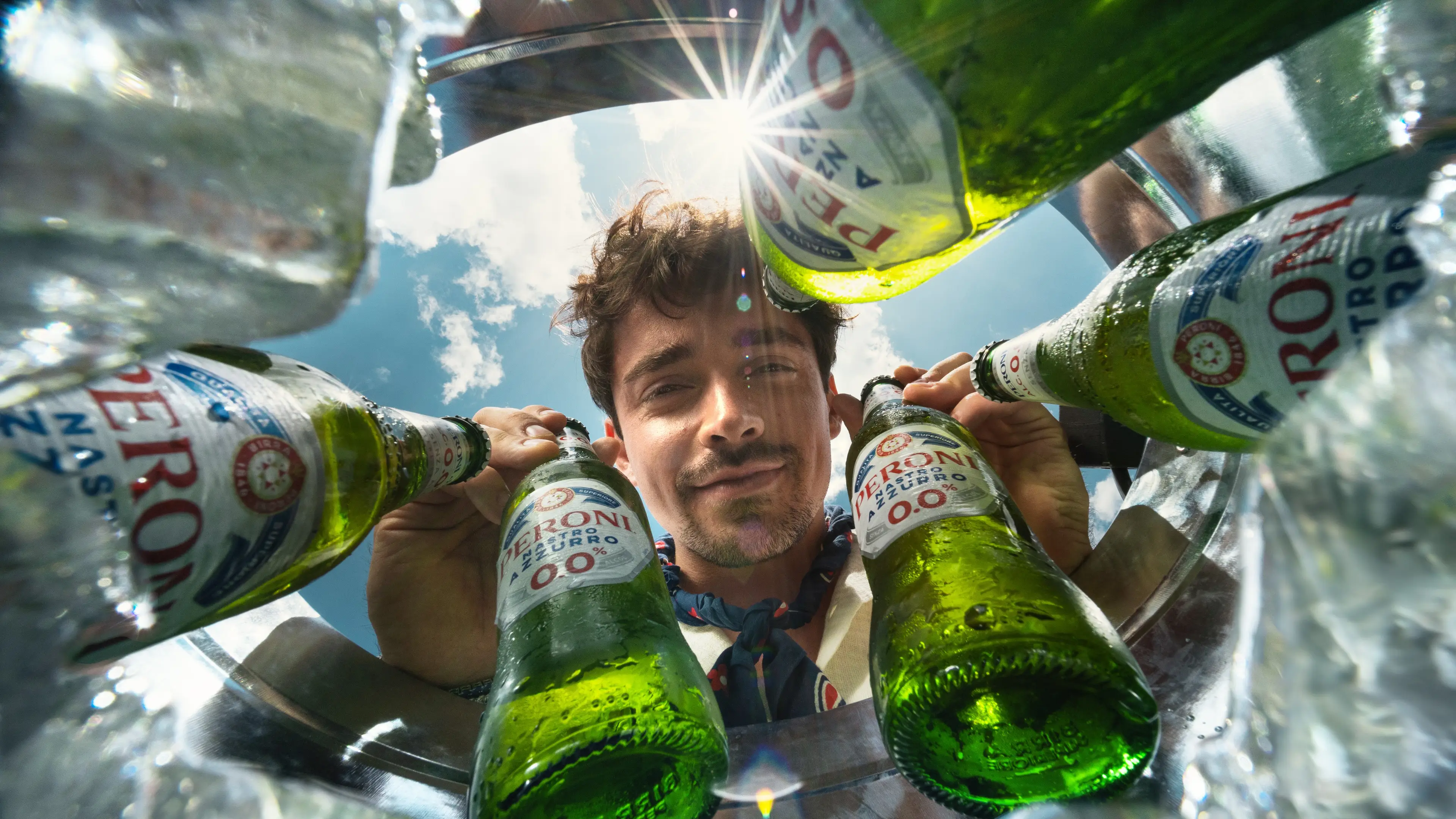 Charles Leclerc has previously promoted Peroni (Peroni)