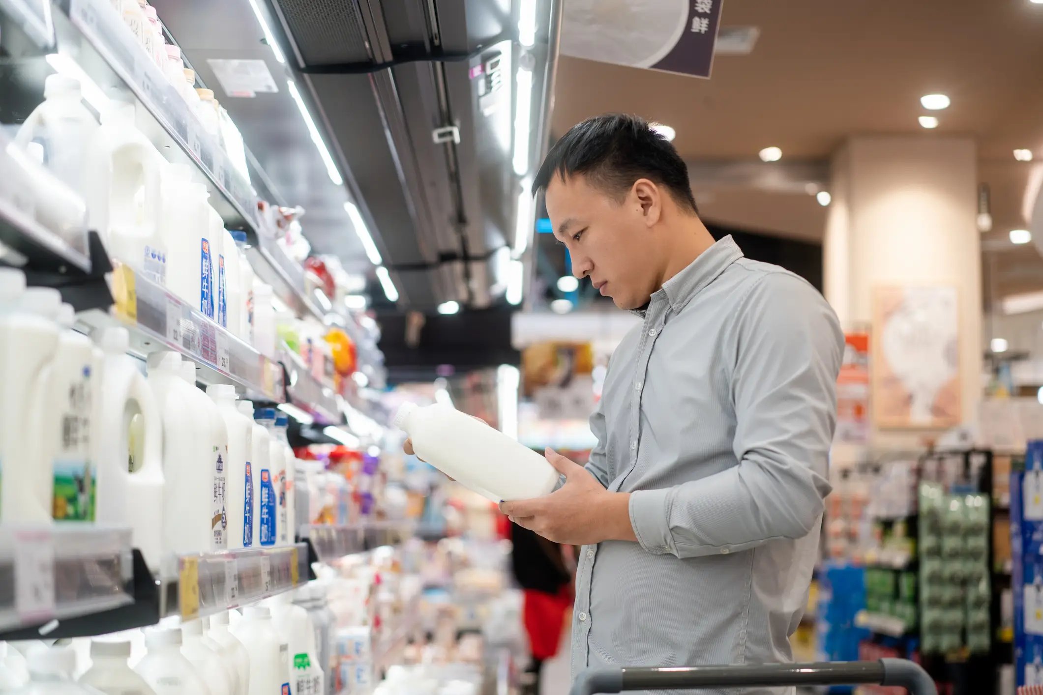 Shoppers urged to check milk labels after unexpected recall announcement(dowell/Getty Images)
