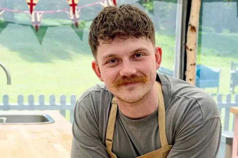 The star said people now 'expect cake' when they meet up with him (Channel 4)
