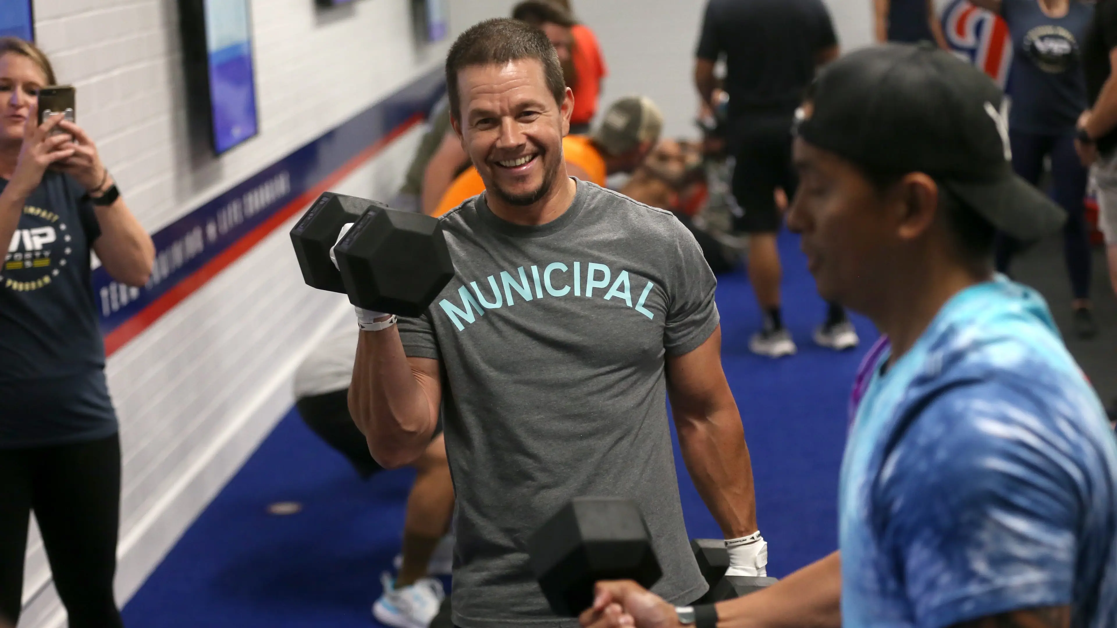 Phillip Faraone/Stringer/Getty Images