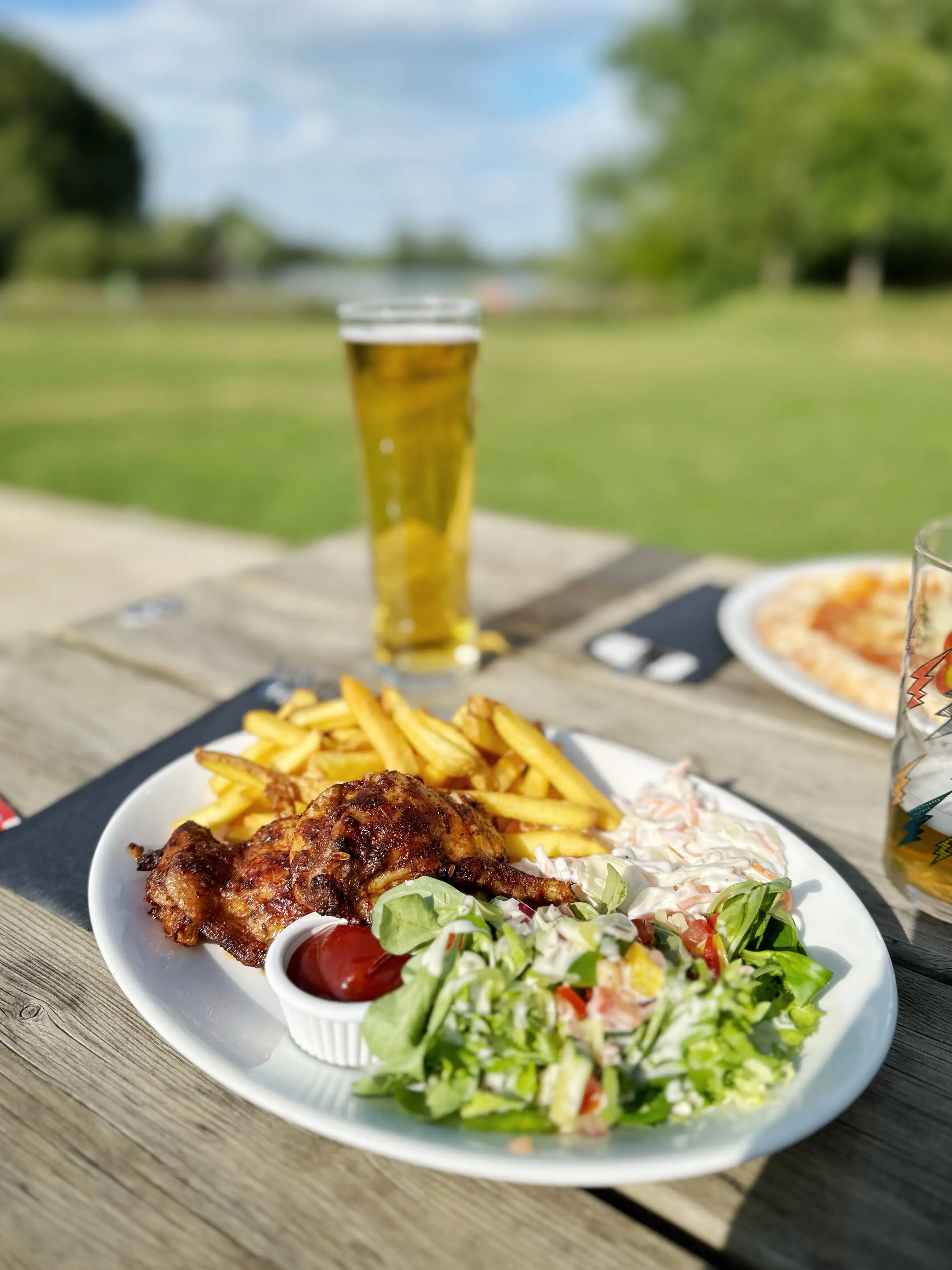 Pubs situated in areas which are considered 'nice' are likely to be taxed more, according to new HMRC guidance (gollykim/Getty Images)