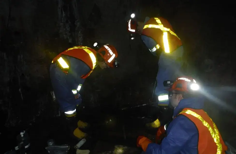 Experts who found the water source claimed it could be almost three billion years old (University of Toronto)