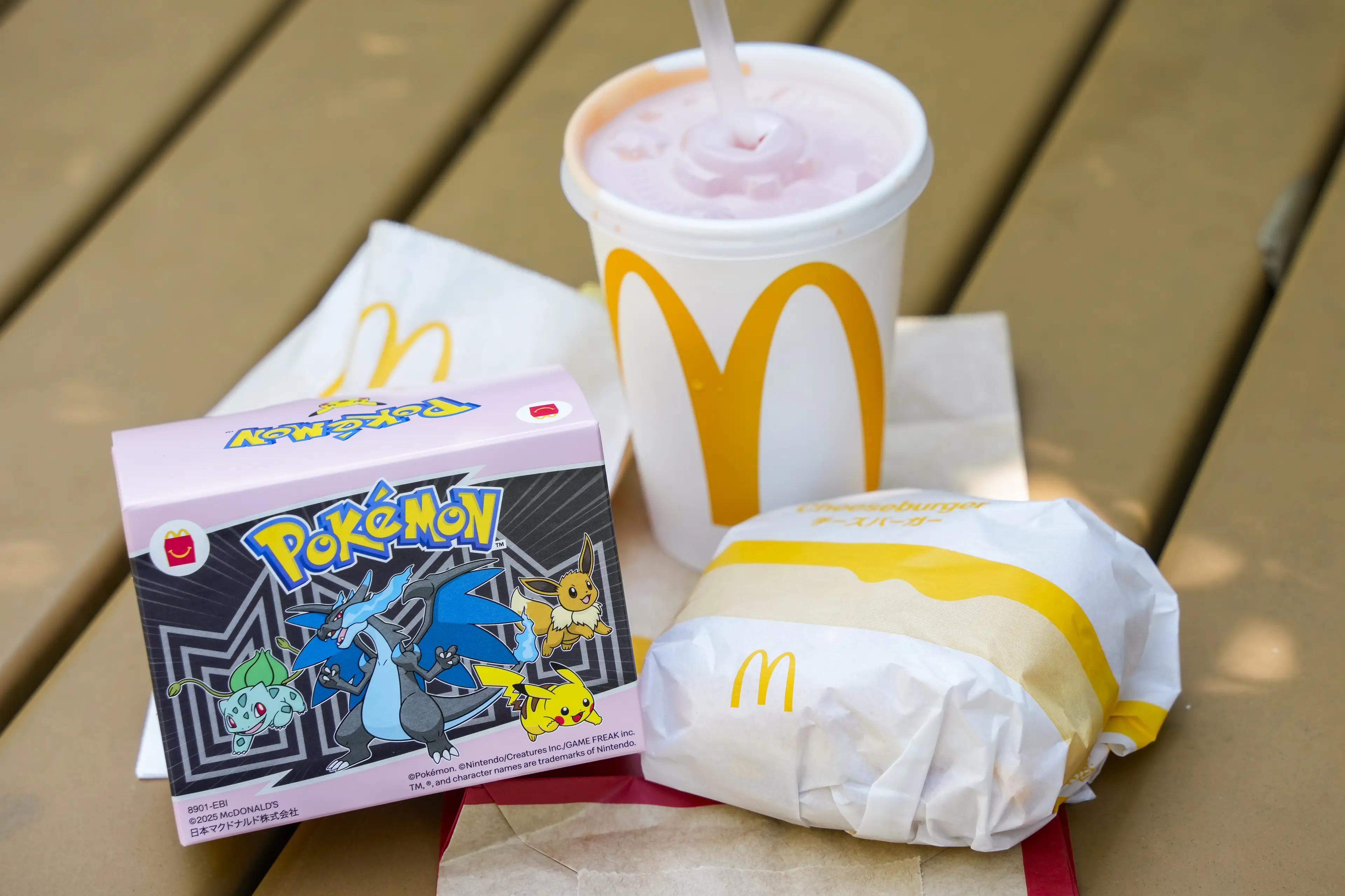 People bought the meals en masse with the intention of re-selling them (Toru Hanai/Bloomberg via Getty Images)