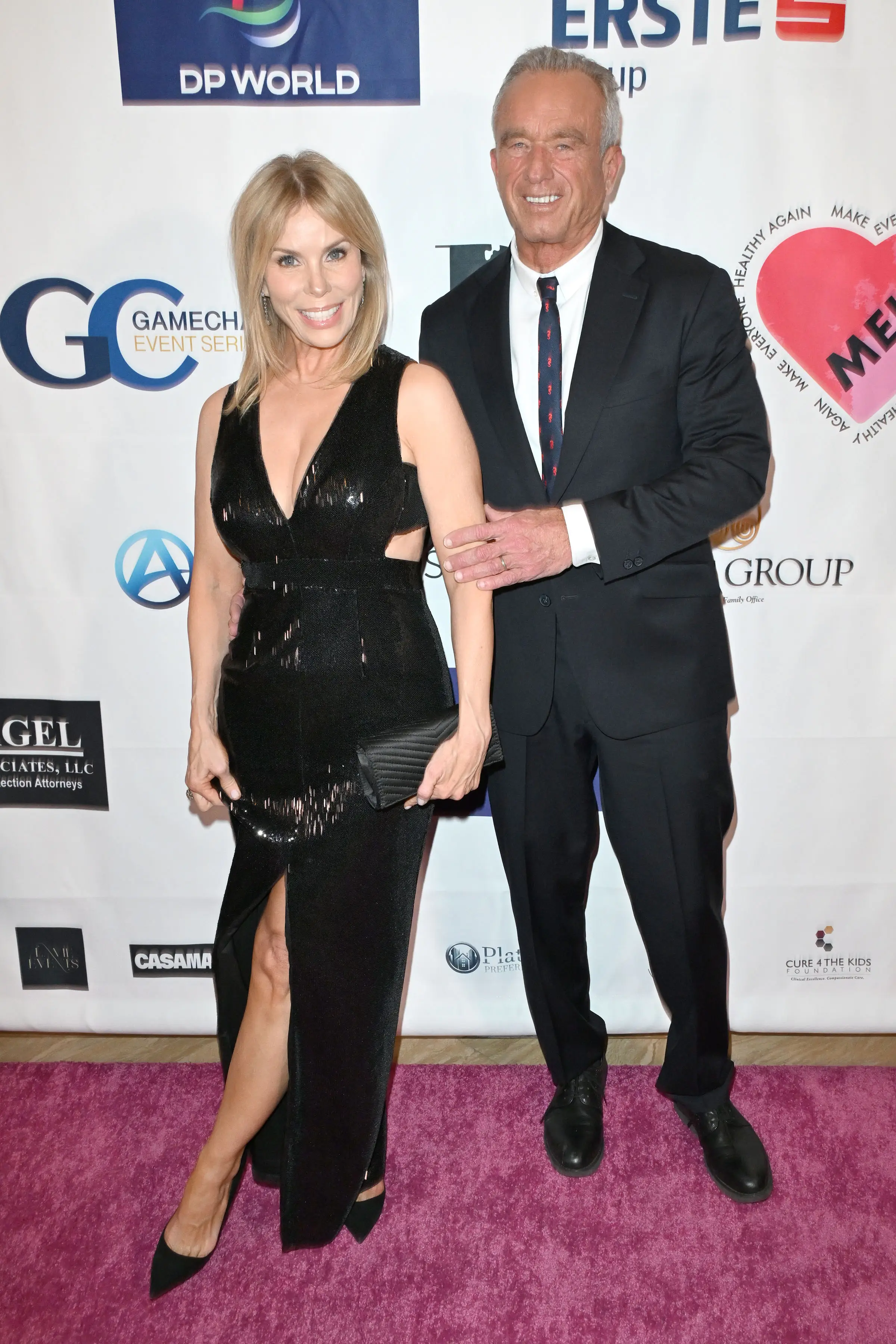 Cheryl Hines reportedly carries around fermented foods for her husband (David Crotty/Getty Images)