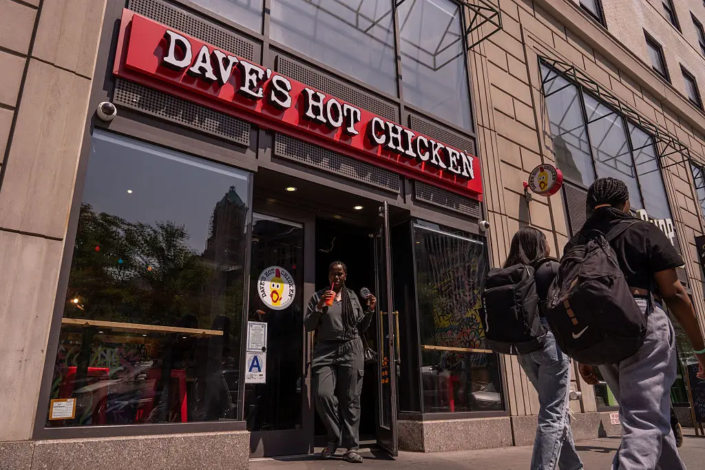 Dave's Hot Chicken is part of a wave of international brands finding a foothold in the UK (Bloomberg / Contributor/Getty Images)