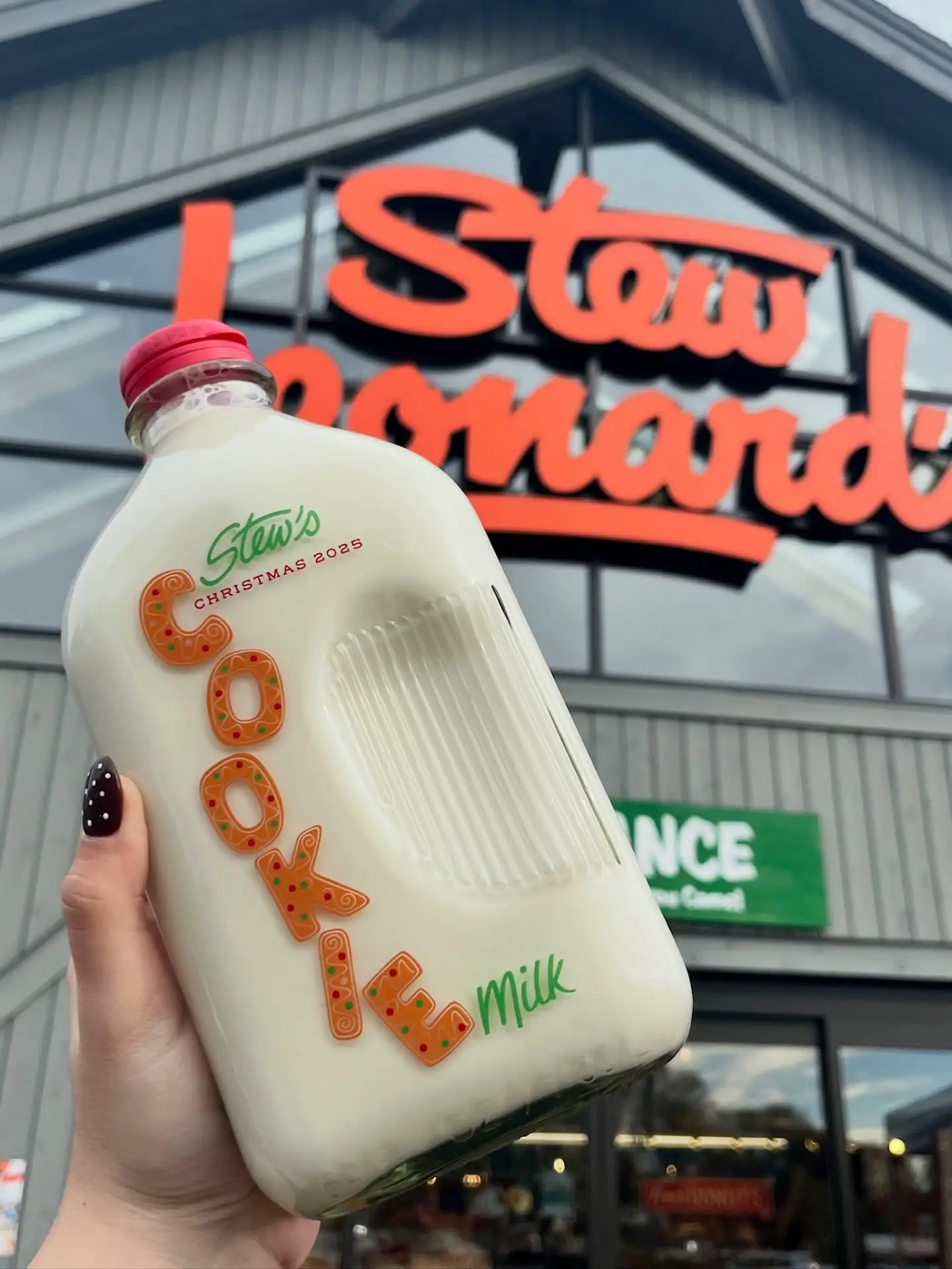 (Facebook/Stew Leonard's)