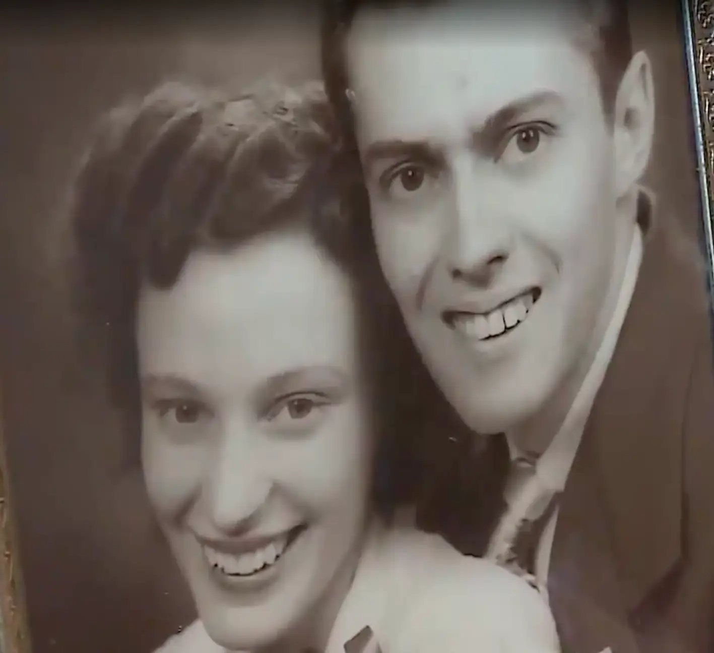 Gertrude with her late husband (WGN-TV)