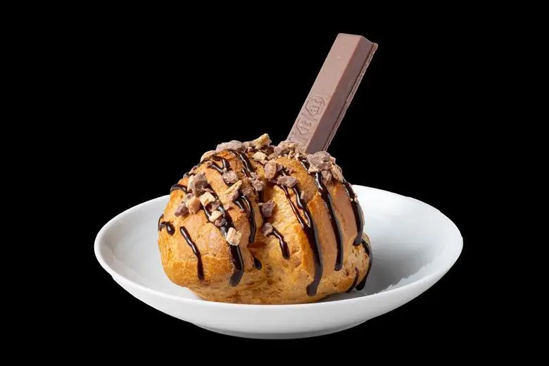 The Chocolate Cream Puff was a limited time menu item (YO! Sushi)