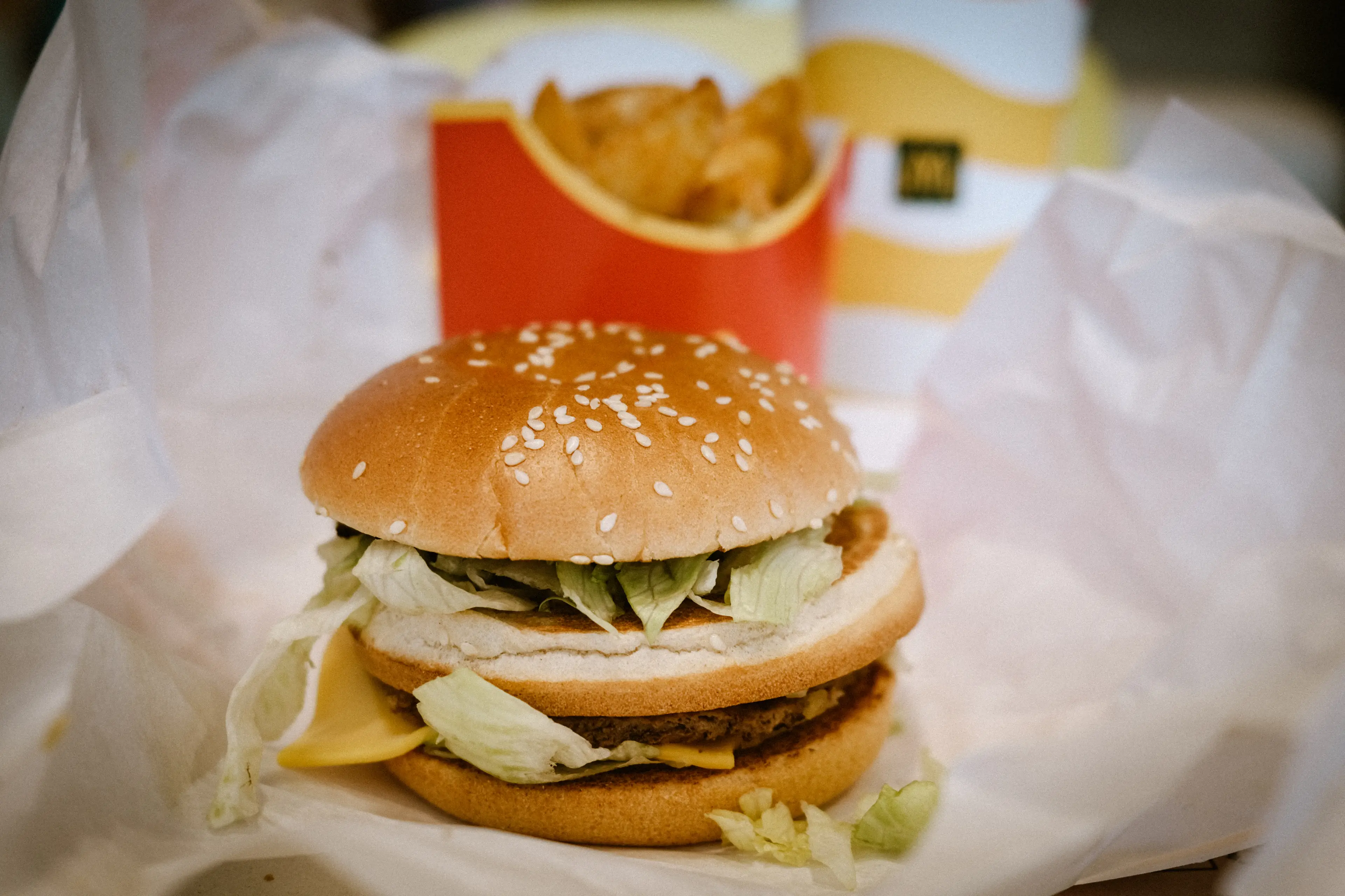 Did you know Big Macs have to be assembled in a certain way? (Pat Batard / Hans Lucas / AFP via Getty Images)