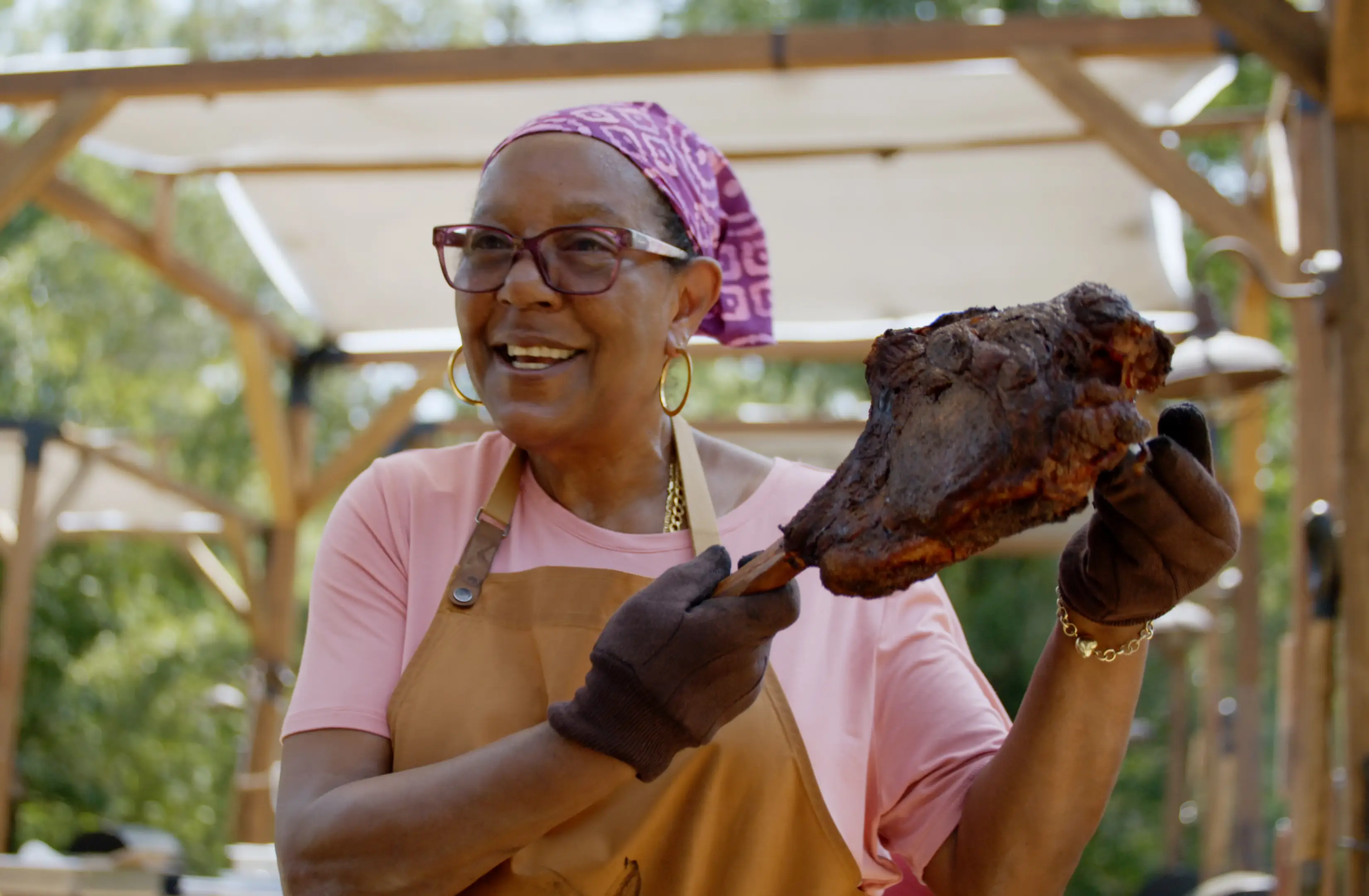 Your food should be cooked all the way through before serving (Netflix)