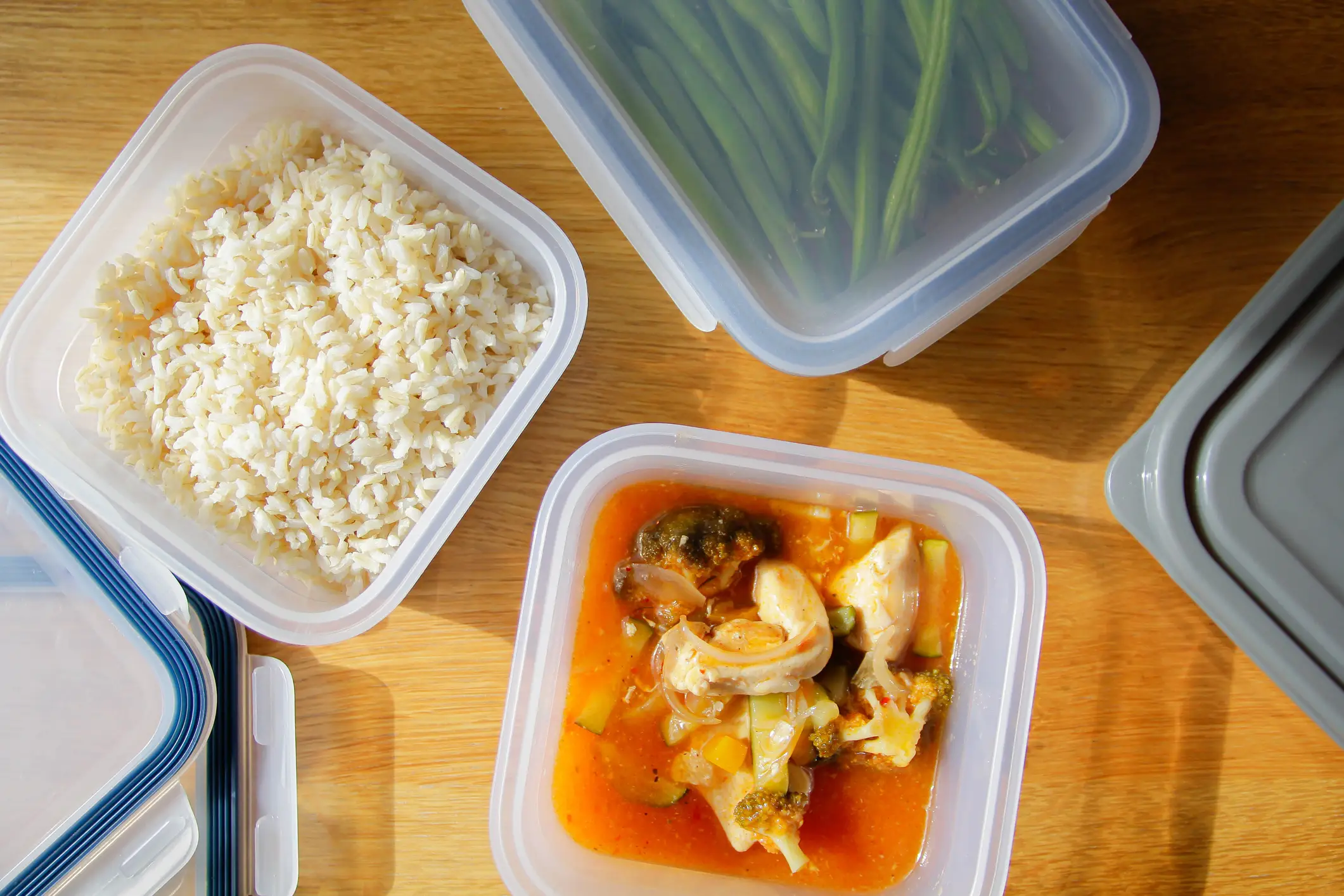 Batch cooking meals for the week ahead can be a big time and stress saver (Kinga Krzeminska/Getty Images)